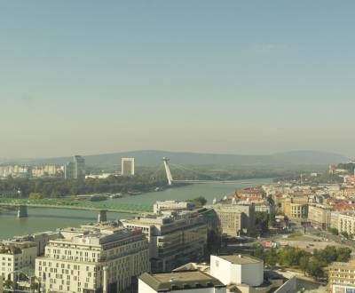 Pronájem Byt 4+1, Byt 4+1, Landererova, Bratislava - Staré Mesto, Slov