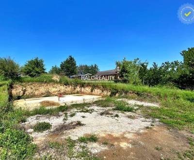 Prodej Pozemky - bydlení, Levice, Slovensko