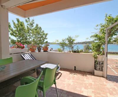 CHORVATSKO - Dům se 6 apartmány, 1.rad od moře - VODICE, SRIMA