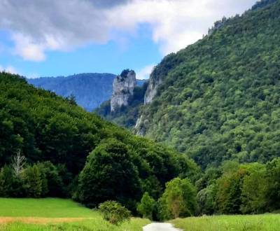 Prodej Pozemky - bydlení, Pozemky - bydlení, Michalovce, Slovensko