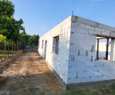 Prodej Rodinný dům, Rodinný dům, Leanyvarska, Komárno, Slovensko