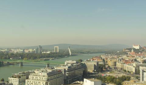 Pronájem Byt 4+1, Byt 4+1, Landererova, Bratislava - Staré Mesto, Slov