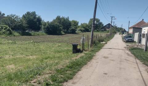 Prodej Pozemky - bydlení, Pozemky - bydlení, Nové Zámky, Slovensko