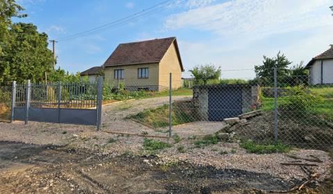 Prodej Pozemky - bydlení, Pozemky - bydlení, Nitra, Slovensko