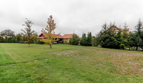 Prodej Pozemky - bydlení, Pozemky - bydlení, Nové Zámky, Slovensko