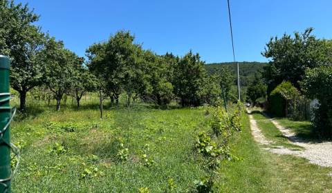 Prodej Pozemky - bydlení, Pozemky - bydlení, Azalková, Nitra, Slovensk