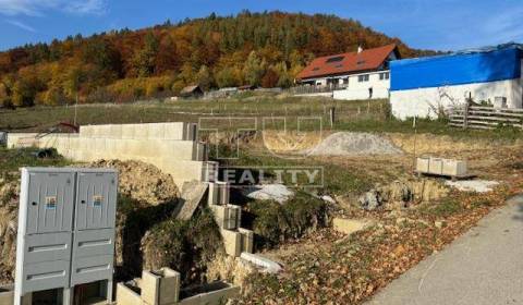 Prodej Pozemky - bydlení, Žilina, Slovensko