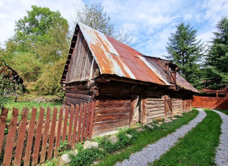 predaj_pozemok_myto_nizke_tatry_01.jpg