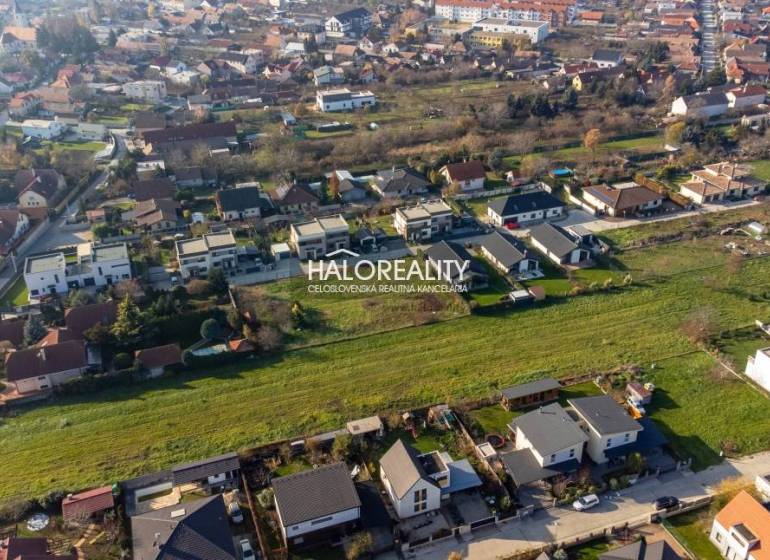 Chorvátsky Grob Pozemky - bydlení prodej reality Senec