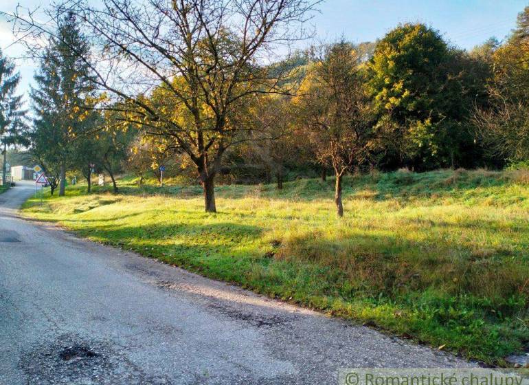 Trenčianska Teplá Pozemky - bydlení prodej reality Trenčín