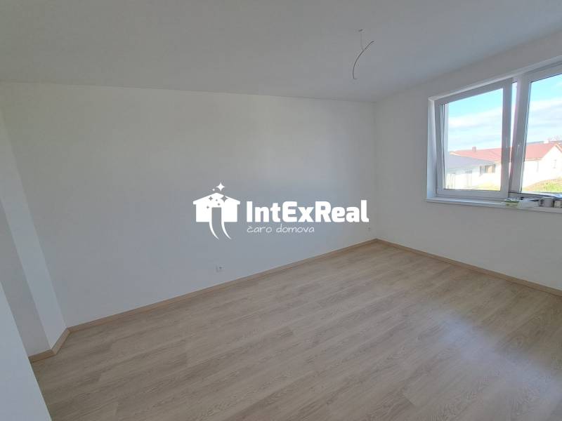 Prenájom, veľký  2 izbový byt, novostavba, Galanta, viac na: https://reality.intexreal.sk/