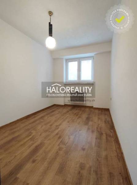 Handlová Byt 3+1 prodej reality Prievidza