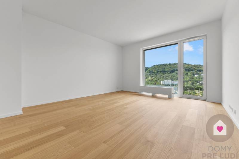 Predaj 1i bytu v novostavbe Čerešne s balkónom, klimatizáciou a výhľadom_izba