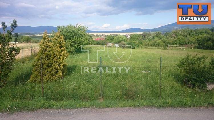 Machulince Pozemky - bydlení prodej reality Zlaté Moravce