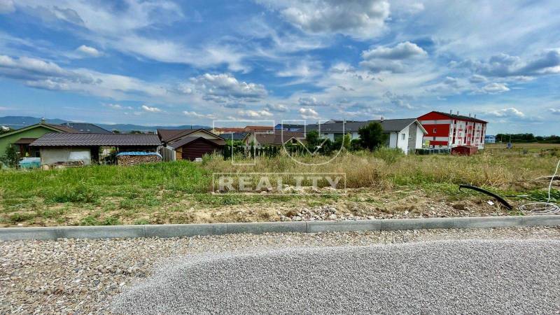 Častkovce Pozemky - bydlení prodej reality Nové Mesto nad Váhom