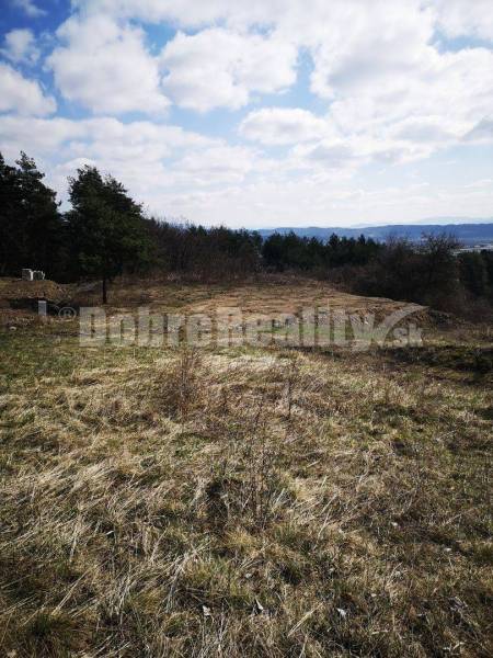 Badín Pozemky - bydlení prodej reality Banská Bystrica