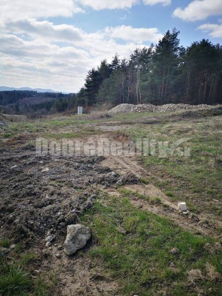 Badín Pozemky - bydlení prodej reality Banská Bystrica