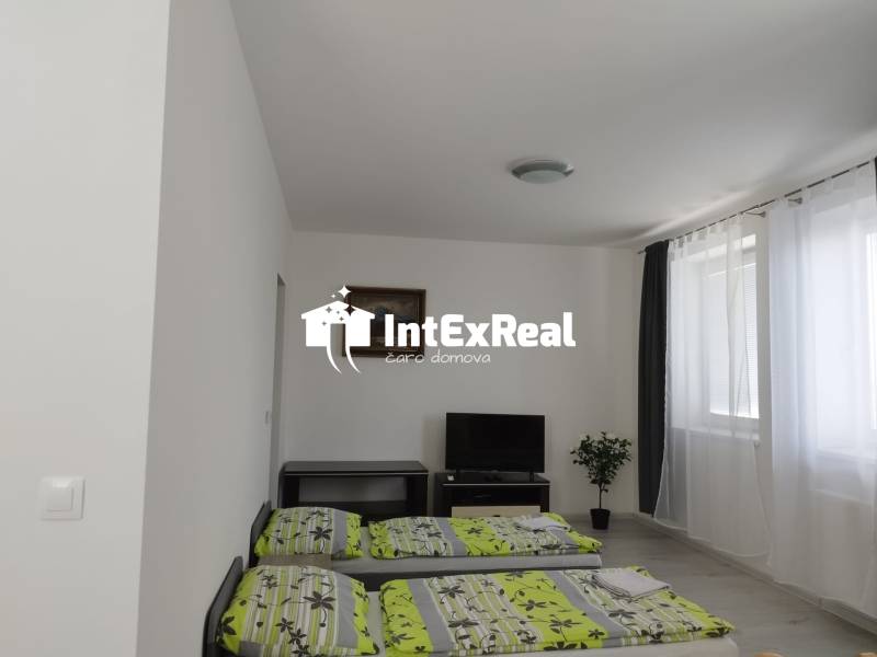 Prenájom 1izbového  bytu, novostavba, Mostová, viac na: https://reality.intexreal.sk/