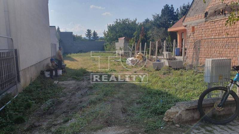 Pezinok Pozemky - bydlení prodej reality Pezinok