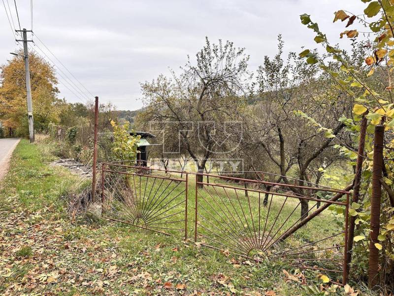 Trenčín Pozemky - bydlení prodej reality Trenčín