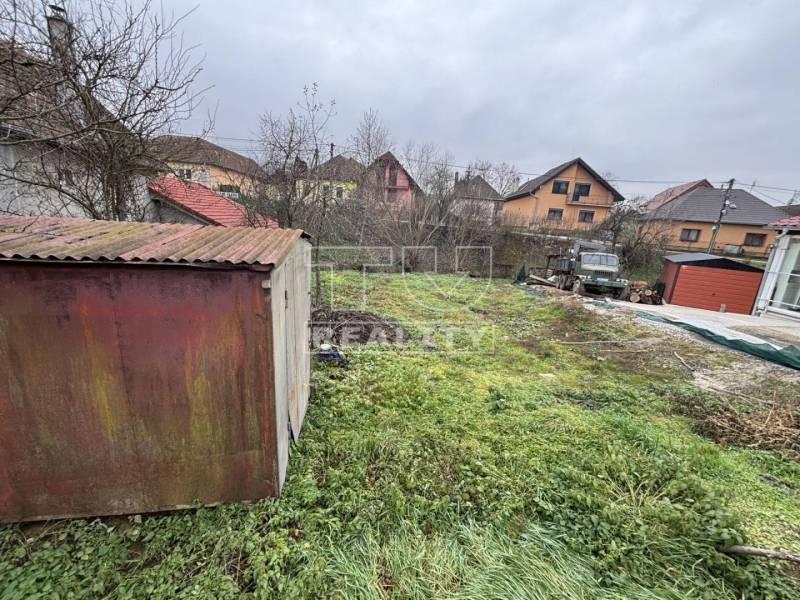 Soblahov Pozemky - bydlení prodej reality Trenčín