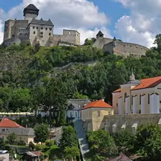 Nehnuteľnosti Trenčín